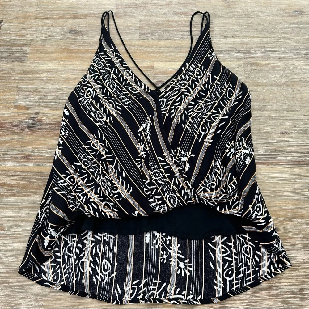 Hi-lo Patterned Tank - Picture 7 of 12